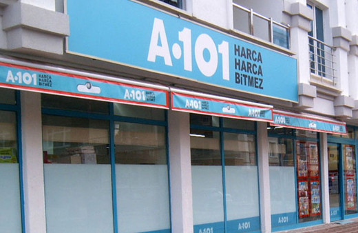 A101 marketten aldığı konserveyi açınca şoke oldu! Mide bulandıran görüntü