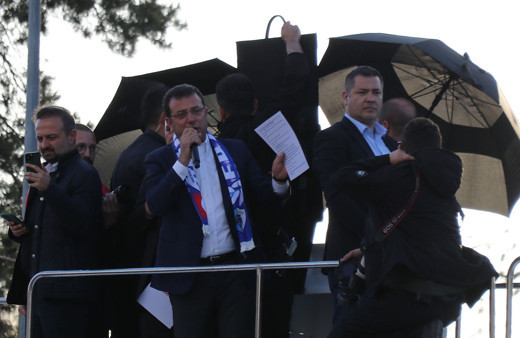 Konya'da provokasyon hazırlığı! Ekrem İmamoğlu gidiyor! 'Şeytan taşlamak isteyen Anıt Meydanı'na gelsin'