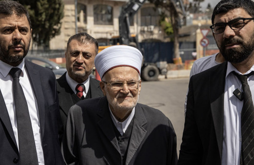 İsrail istihbaratı, Mescid-i Aksa İmamını ifadeye çağırdı