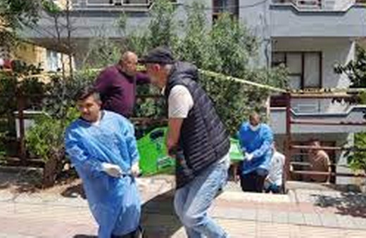 Alanya'da annesini öldürüp cesedini gardıroba saklayan zanlı tutuklandı