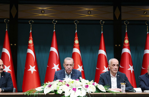 Cumhurbaşkanı Erdoğan açıkladı! 700 bin kamu işçisine yüzde 45 zam! En düşüğü 15 bin TL