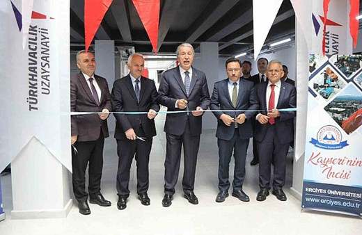 TUSAŞ Uzay Bilimleri ve Uydu Teknolojileri Laboratuvarı açıldı