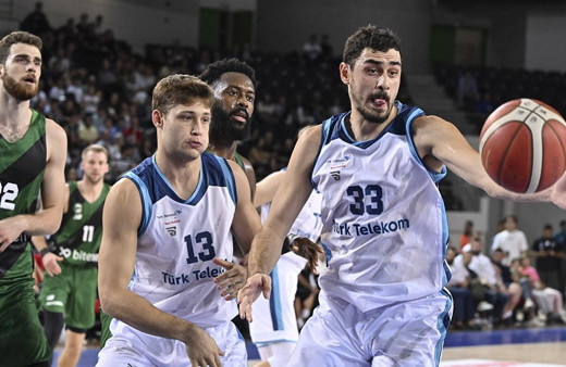 Türk Telekom Basketbol Takımı, erteleme maçında yarın Galatasaray Nef'i konuk edecek