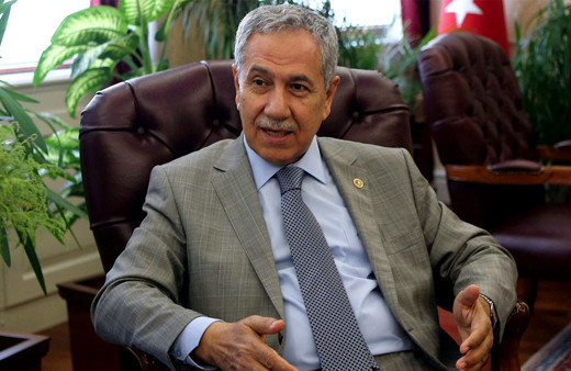 Bülent Arınç: Ağzıma biber sürüldü, televizyonlara çıkma dendi! Bazı hatalar yaptı diye Cumhurbaşkanımıza sırt çevirmem