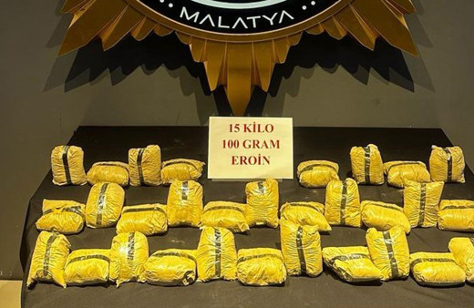 Malatya'da uyuşturucu sevkiyatına darbe: 15 kilo eroin ele geçirildi