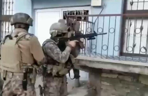 Van’da 14 insan kaçakçısı tutuklandı