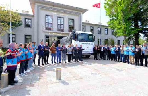 Kırklareli'nden deprem bölgesine yardımlar sürüyor