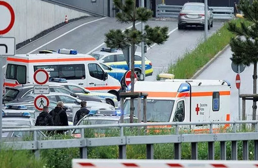 Mercedes fabrikasında PKK'dan alçak saldırı: 2 Türk işçi öldürüldü
