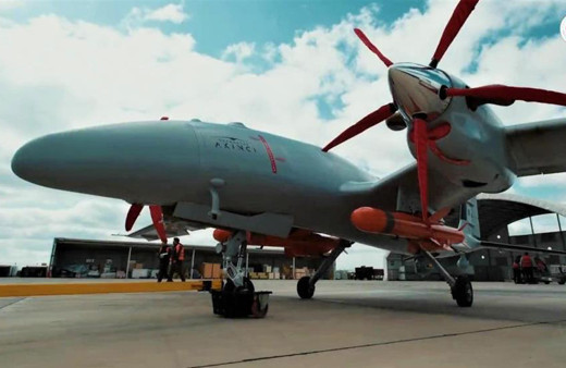 Dünyada bir ilk! Yerli füze ÇAKIR, Akıncı TİHA’dan atıldı: 7 bin metreden hedefi tam isabetle vurdu!