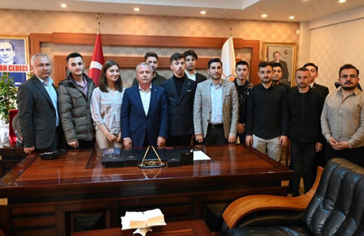 Memleket Partisi'nde istifalar sürüyor! Kırıkkale'de gençlik kolları AK Parti'ye geçti