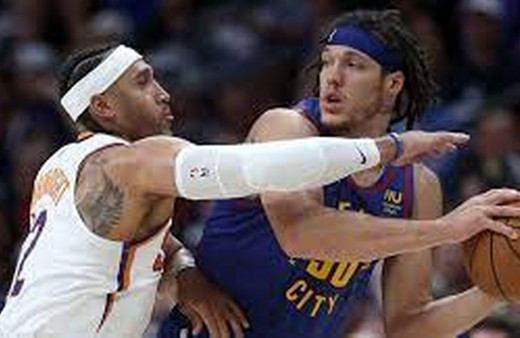 NBA'de konuk olduğu Suns'ı farklı yenen Nuggets, finale yükseldi