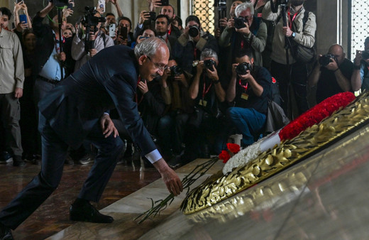 Kemal Kılıçdaroğlu Anıtkabir'de bitirdi! 'Cesaret eden kazanır, biz Ata'mızdan böyle öyle öğrendik