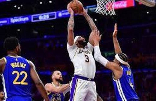 NBA'de Lakers ile Heat, konferanslarında finale kaldı