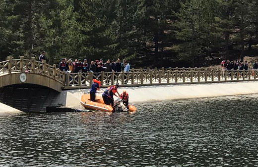 Afyonkarahisar’da piknik faciası! Fotoğraf merakı ölüm getirdi, 4 kişi feci şekilde öldü!