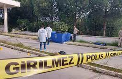 Muğla'da eski hastane girişinde bulunan kadın cesediyle ilgili bir kişi yakalandı