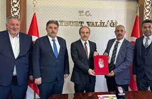 Bayburt'ta 500 kişinin istihdam edileceği fabrikanın temeli atıldı