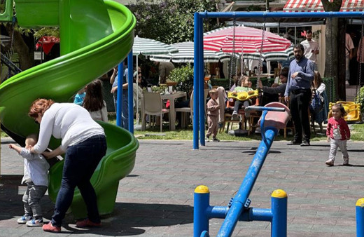 Eskişehirliler önce oy kullanmaya, sonra parklara koştu