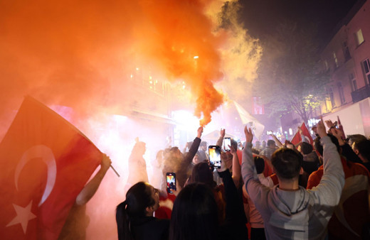 Belçika'da Türklerin seçim heyecanı sokaklara taştı