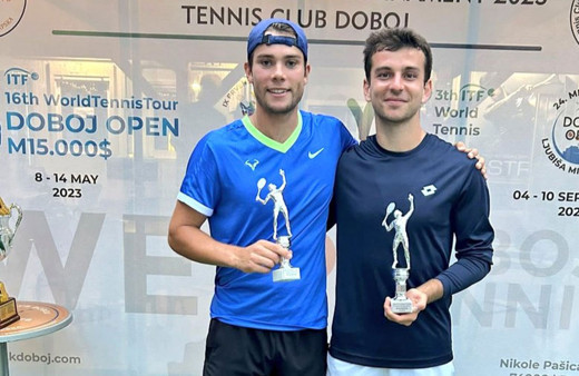 Milli tenisçi Ergi Kırkın Bosna Hersek'te çifte şampiyonluk kazandı