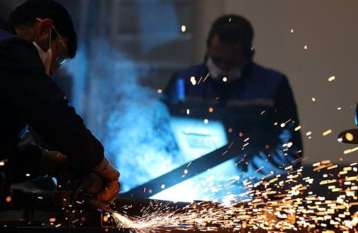 ABD'de sanayi üretimi nisanda beklentilerin üzerine çıktı