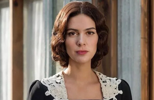 Bergüzar Korel, seçim sonrası deprem bölgesi için yapılan yorumlara isyan etti