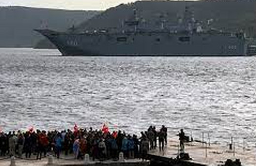 TCG Anadolu, Çanakkale Boğazı'ndan geçti