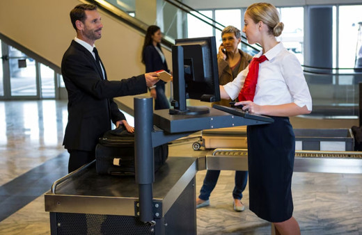 Almanya'da havalimanı güvenlik görevlilerinin ücretleri için anlaşma sağlandı