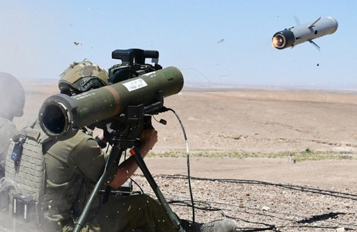 İsrail, Hollanda'ya 305 milyon dolar değerinde topçu füzesi fırlatma sistemi sattı