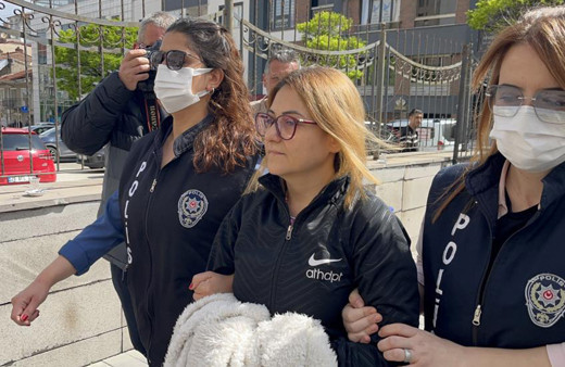 Cumhurbaşkanı’na hakaret eden kadının cezası belli oldu