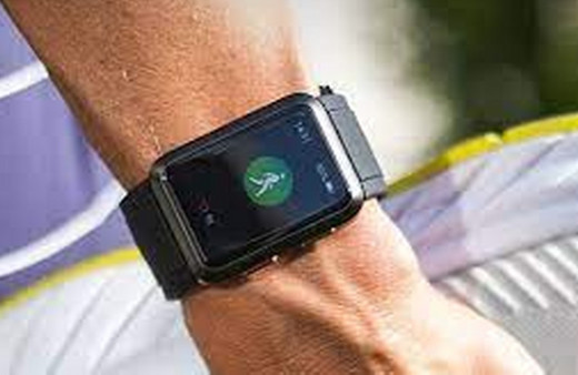 Huawei Watch D ile tansiyon kontrol altında