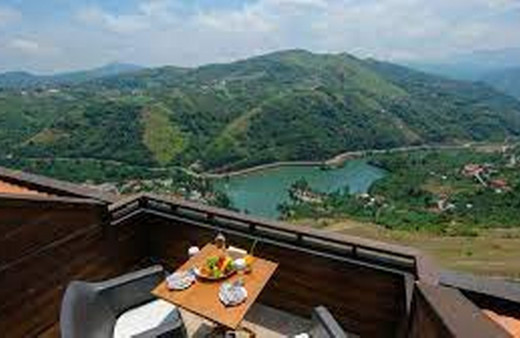 Körfez ülkelerindeki yeni evliler balayı için Trabzon'u tercih ediyor