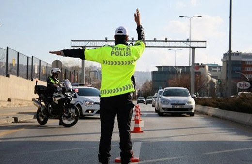 İstanbul'da bugün bazı yollar trafiğe kapatılacak