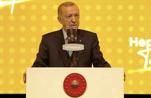 Cumhurbaşkanı Erdoğan'dan "Rehavet" uyarısı! "Zafer sarhoşluğu içerisinde yola devam edemeyiz"