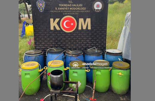 Tekirdağ'da 870 litre kaçak içki ele geçirildi
