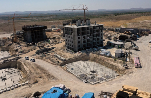 Şanlıurfa'da deprem konutlarının 6 ay sonra teslim edilmesi öngörülüyor