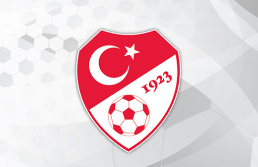 TFF, UEFA ve Ulusal Kulüp Lisansı alan kulüpleri açıkladı