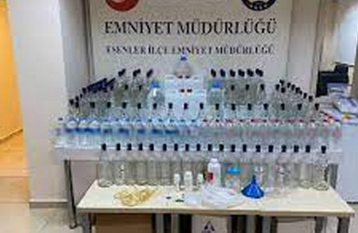İstanbul'da kaçak içki operasyonunda 2 şüpheli yakalandı