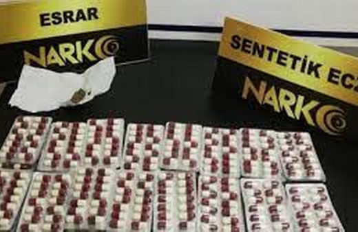 Ordu'da polisin durdurduğu araçta uyuşturucuyla yakalanan 2 kişi tutuklandı