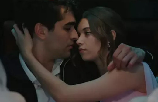 Yalı Çapkını'nda çekim hatası! İzleyici hemen fark etti: Bu kadar da olmaz