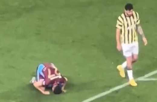 Samet Akaydin'in PFDK'ya sevk edilmesine Fenerbahçe'den tepki: Tarihi bir skandal