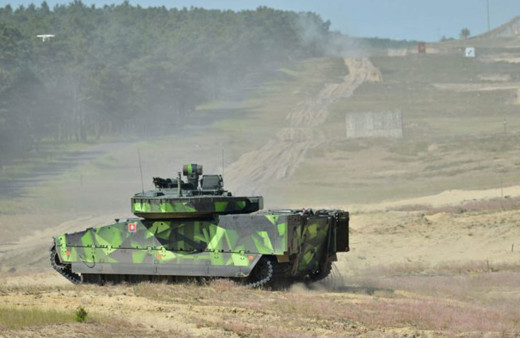 Çekya İsveç'ten 2,7 milyar dolarlık zırhlı muharebe aracı satın alacak