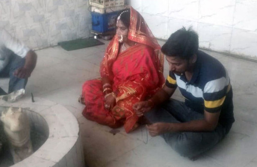 Hindistan'da damat düğünden kaçtı! Gelin 20 km takip edip yakaladı!