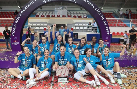 İzmitliler şampiyonluk kutlamasına davetli