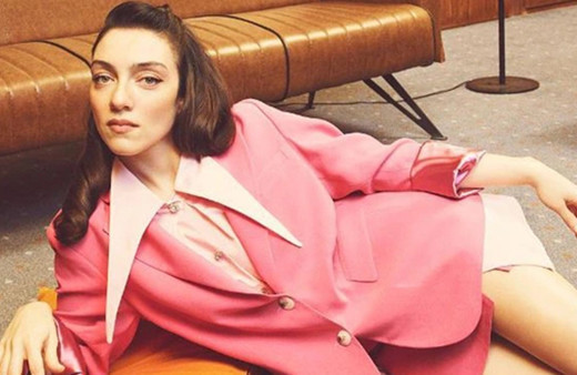 Merve Dizdar'ın Cannes tarzı eleştiri aldı, kıyafetine 'rezil' 'iğrenç' diyenlere patladı