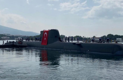 MSB duyurdu: Yeni tip denizaltı Hızırreis suya indirildi!