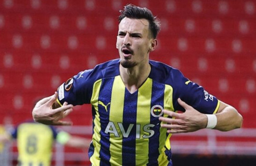 Bergim Berisha, Augsburg'a transfer oluyor! Fenerbahçe'nin kasasına girecek para belli oldu