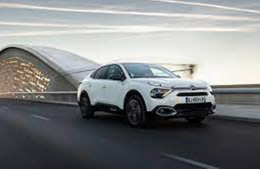 Citroen e-C4 ve e-C4 X'te ikinci döneme geçiliyor