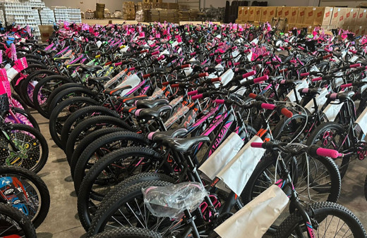 Cumhurbaşkanı Erdoğan'dan Gaziantepli şehit ve gazi çocuklarına bisiklet hediyesi