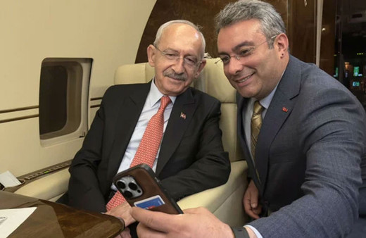 Kılıçdaroğlu'nun danışmanından özel jetten selfie paylaşımı