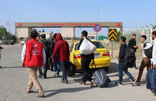 Ülkesine gönüllü dönen Suriyelilerin sayısı 554 bini aştı